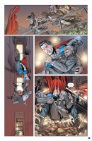 Ukázka z komiksu Superman Action Comics: Supermana lidé z oceli.