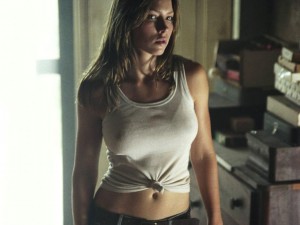 Jessica Biel, její prsa a břicho.