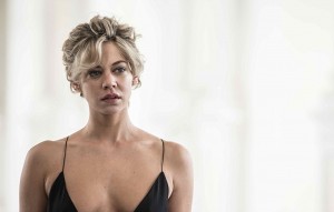 Analeigh Tipton to tady hodně sluší.
