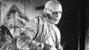 Lon Chaney Jr. dal postavě opět hodně.